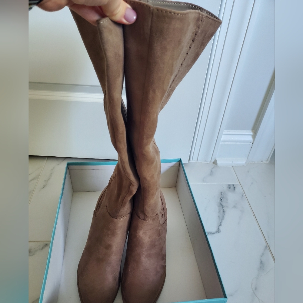 Taupe Brown Boots - NWT - 8.5